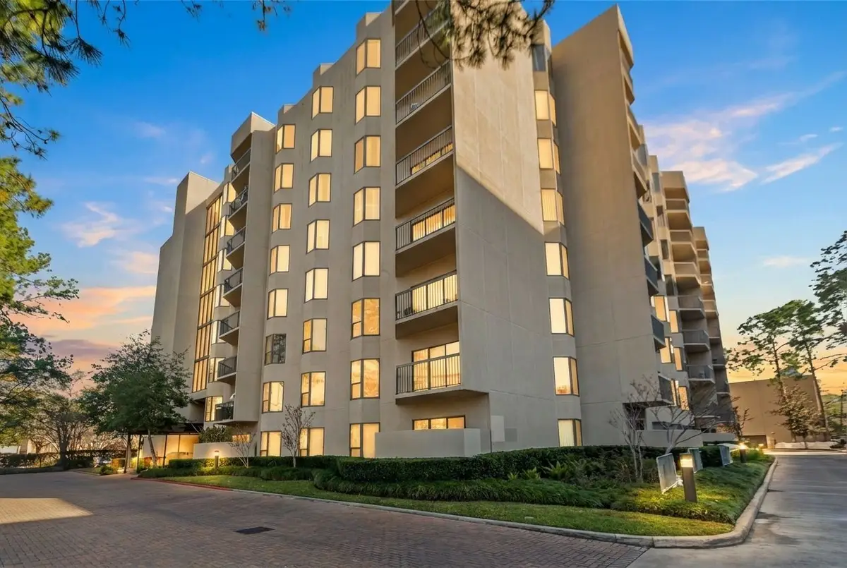 661 Bering Drive #504, Houston, TX 77057 - Image #1