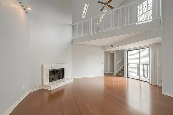 9809 Richmond Avenue #C8, Houston, TX 77042