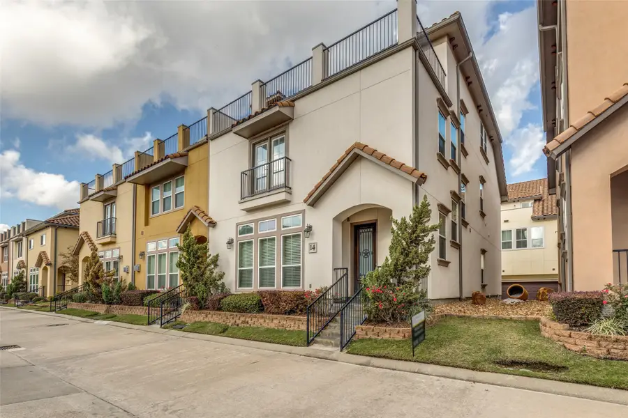14 W Oaks Drive, Houston, TX 77058 - Image #2