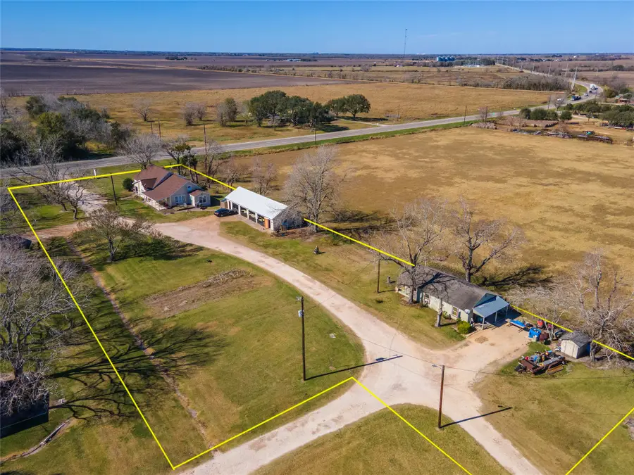 10553 S State Highway 71, Danevang, TX 77437 - #2