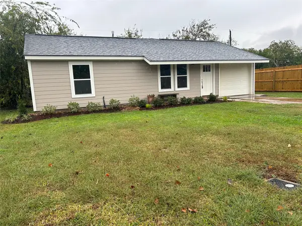 923 W 9th Street, Freeport, TX 77541