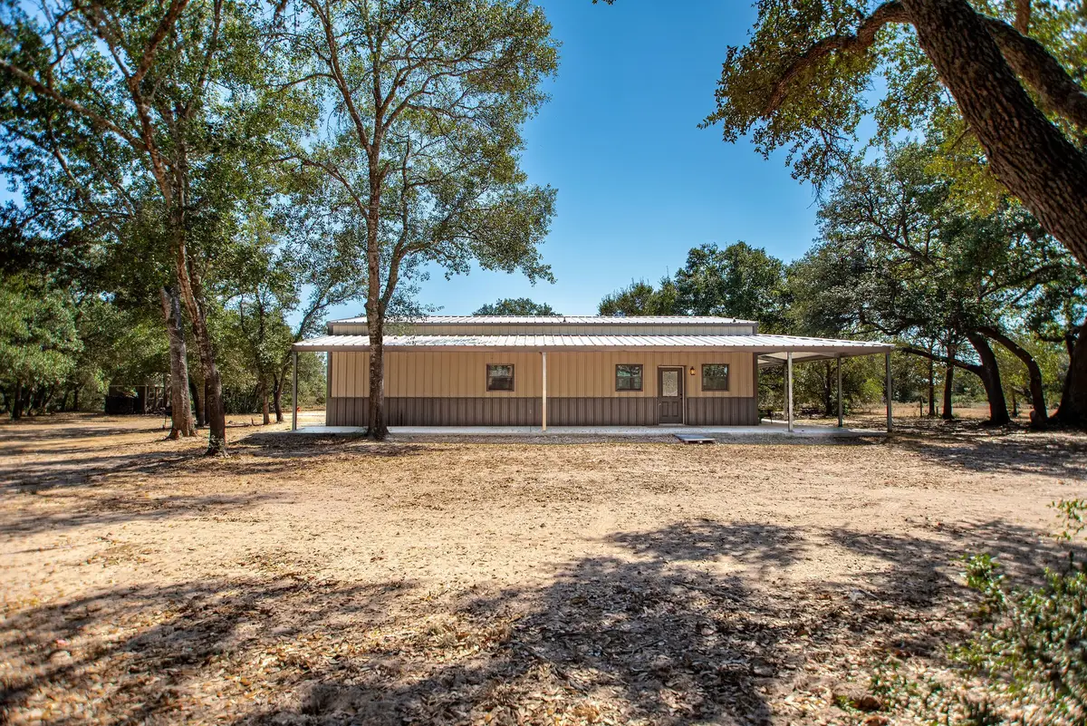 659 County Road 288, Edna, TX 77957 - Image #1