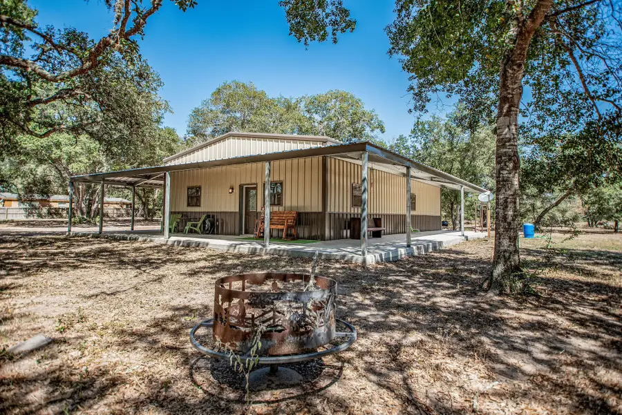 659 County Road 288, Edna, TX 77957 - Image #3