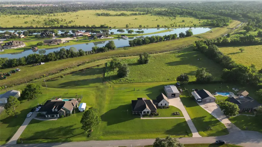 000 Penny Ln, Santa Fe, TX 77510 - #2