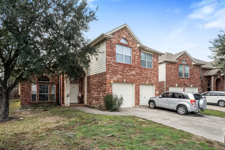 8214 Creekside Willow Court, Tomball, TX 77375 - Image #2