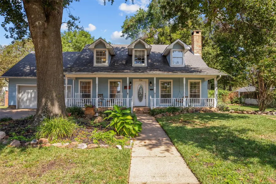714 E Houston Avenue, Crockett, TX 75835 - #2