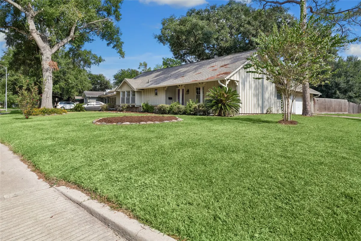 7135 Hendon Lane, Houston, TX 77074 - #1