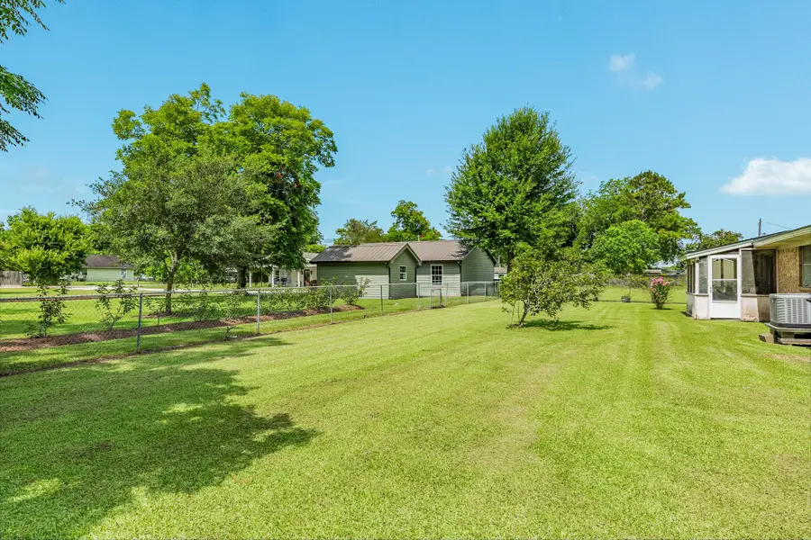 409 Red Oak Street, Brazoria, TX 77422 - #3