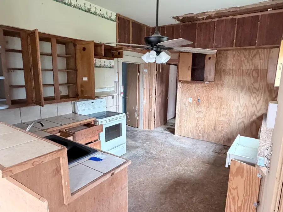 419 W 2nd Street, Freeport, TX 77541 - #3
