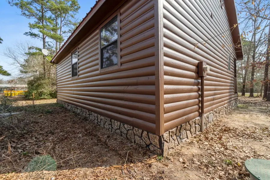 90 Roatan, Point Blank, TX 77364 - #2