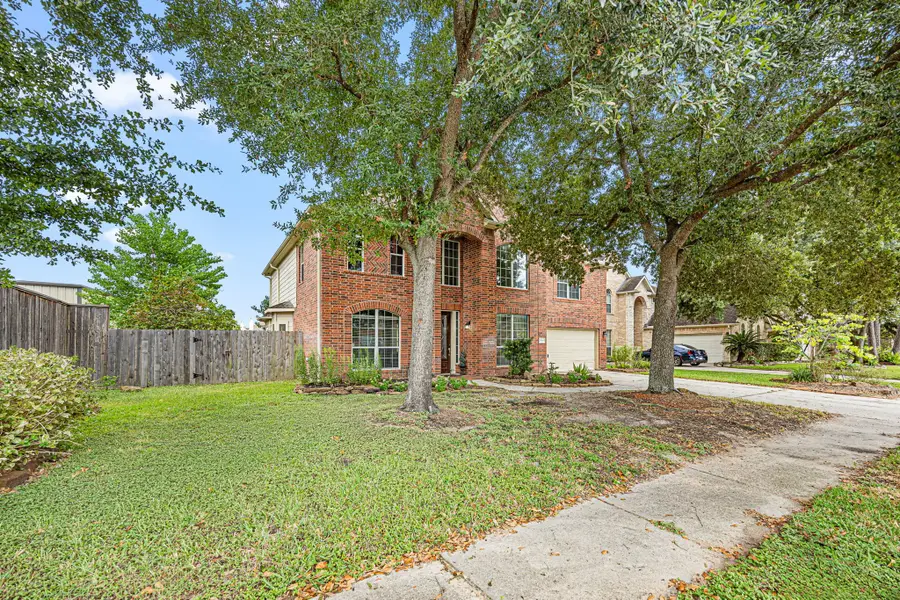 25993 N Royal Emerald Ln, Kingwood, TX 77339 - #2