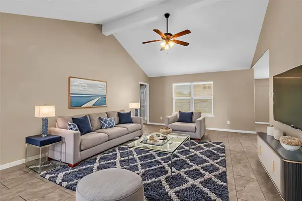 804 Indigo Springs Lane, La Marque, TX 77568