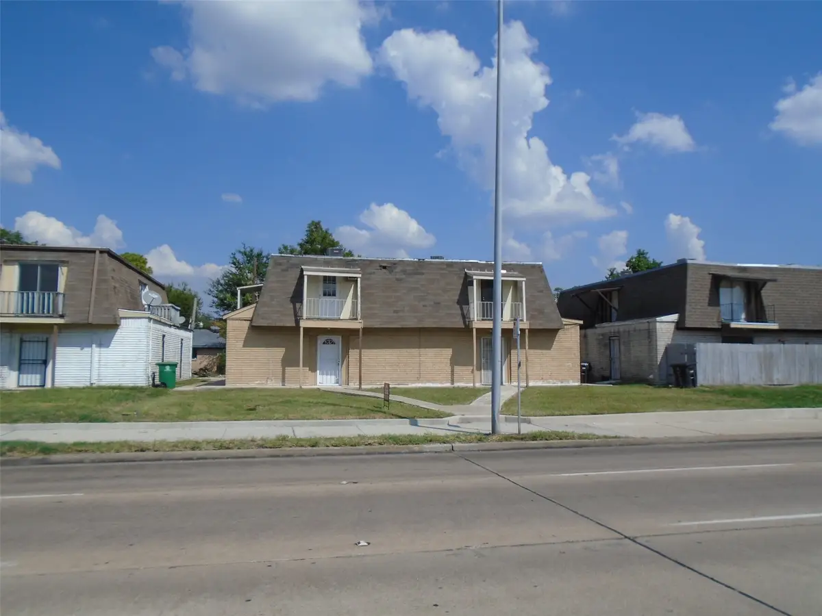 12084 Beechnut Street, Houston, TX 77072 - Image #1