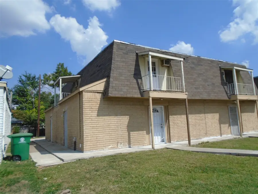 12084 Beechnut Street, Houston, TX 77072 - Image #3