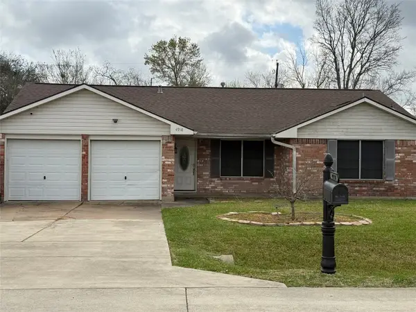 4910 29th Street, Dickinson, TX 77539