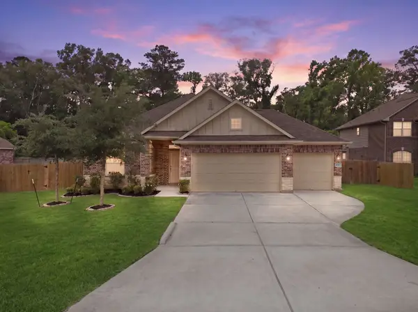 632 W Linnwood Drive, Woodbranch, TX 77357