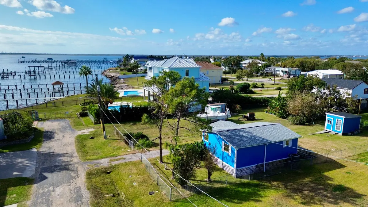 1116 6th Street, San Leon, TX 77539 - Image #1