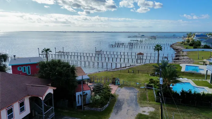 1116 6th Street, San Leon, TX 77539 - Image #3