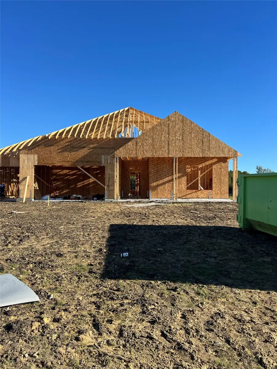 12214 Old Fashion Circle, Monterey Belvieu, TX 77535 - Image #2