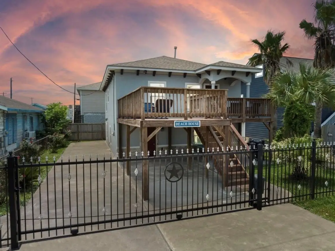 2217 Grover Avenue, Galveston, TX 77551 - #1