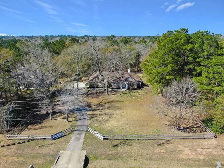 104 Fish Creek Thoroughfare, Montgomery, TX 77316 - #2