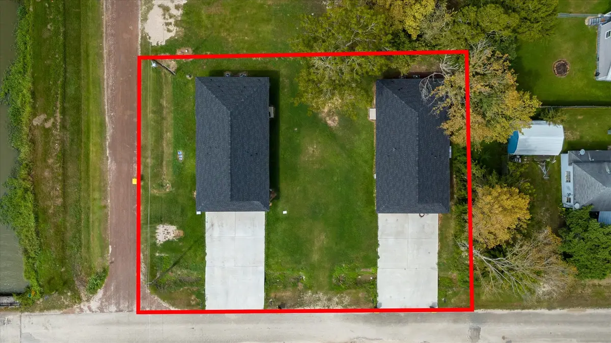 609 Canal Street, Anahuac, TX 77514 - #1