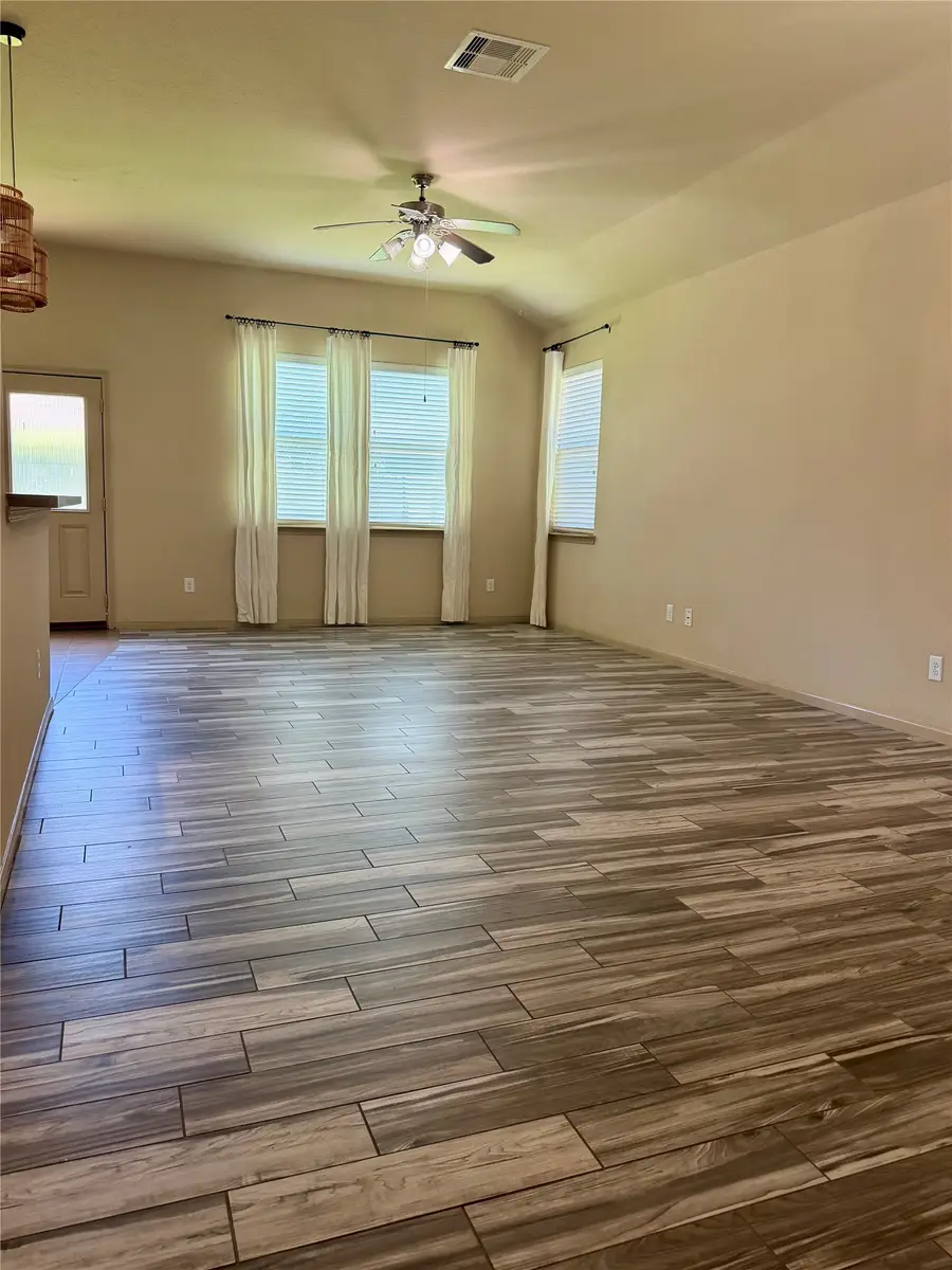 10610 Pine Meadows Boulevard, Baytown, TX 77523 - #2
