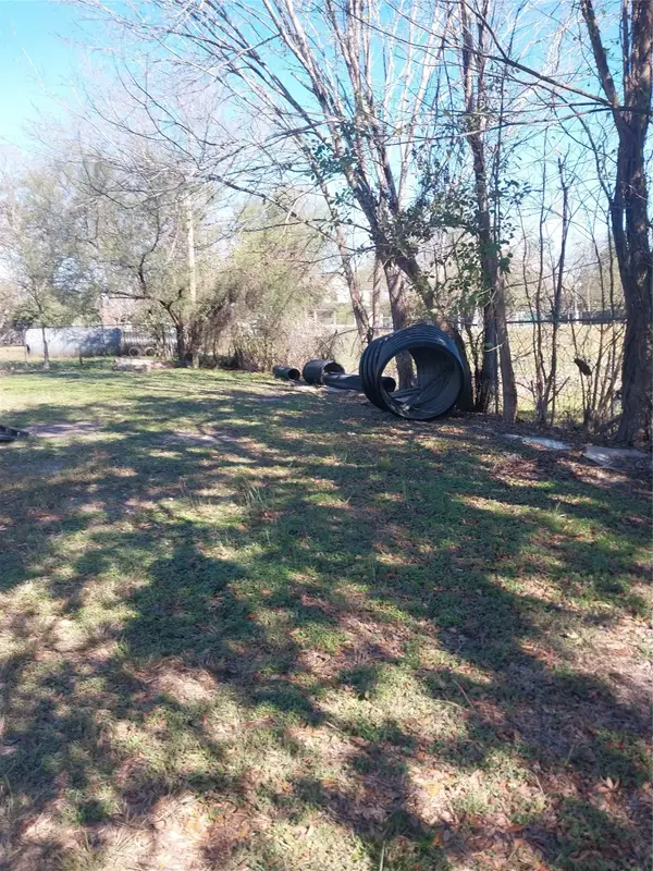 15153 Waterloo Dr, Houston, TX 77053