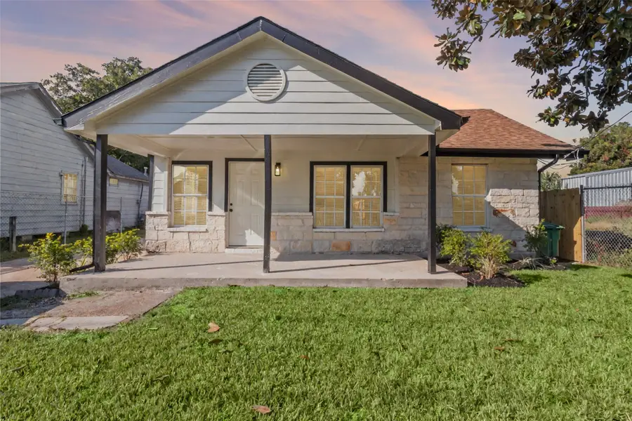 2513 Melbourne Street, Houston, TX 77026 - Image #2