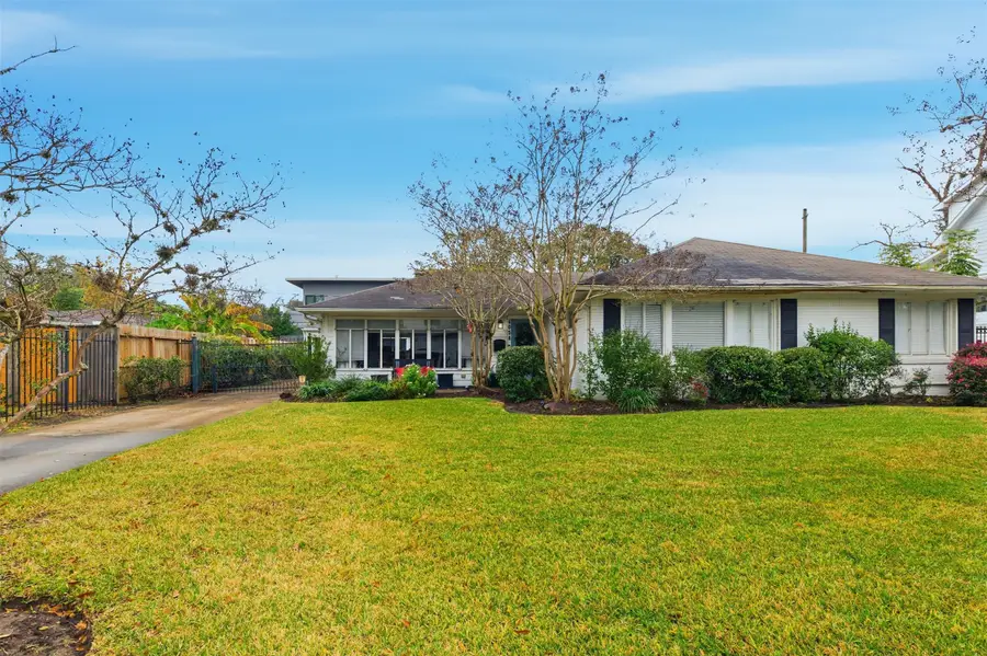 4054 Dumbarton Street, Houston, TX 77025 - Image #3