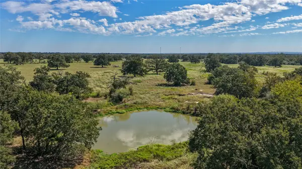 746 County Road 423, Somerville, TX 77879