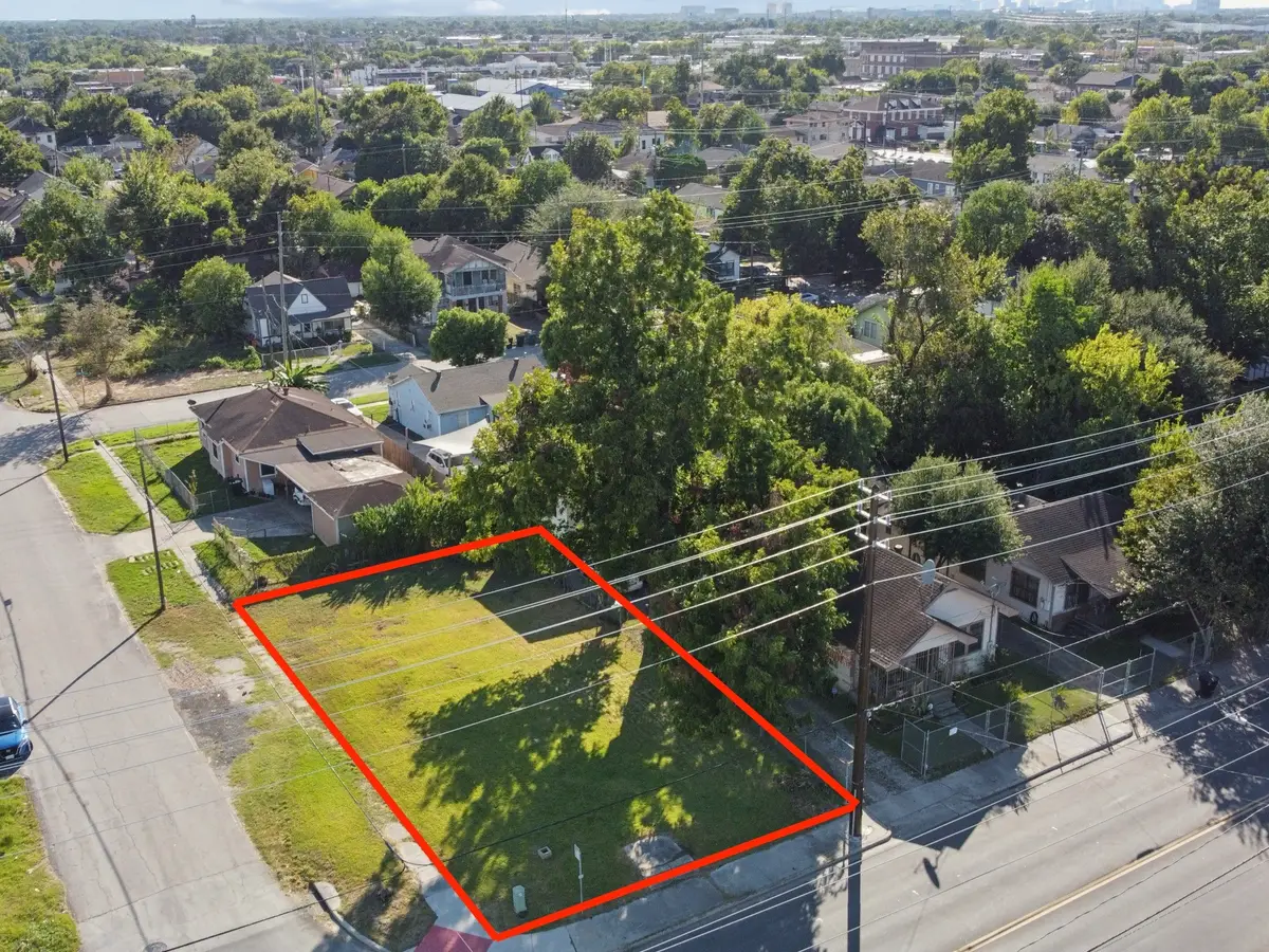 6950 Canal Street, Houston, TX 77011 - #1