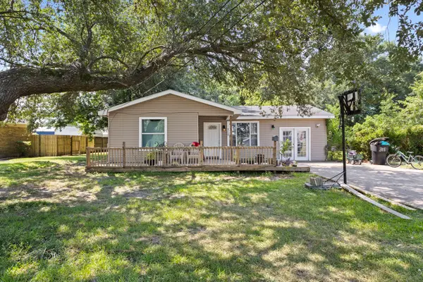 315 N 3rd Street, Nederland, TX 77627