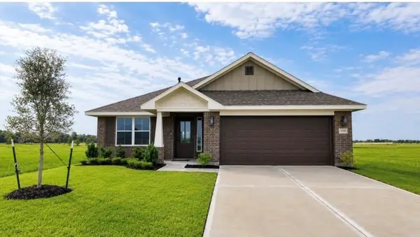 2100 Emerald Lake Trail, Dayton, TX 77535