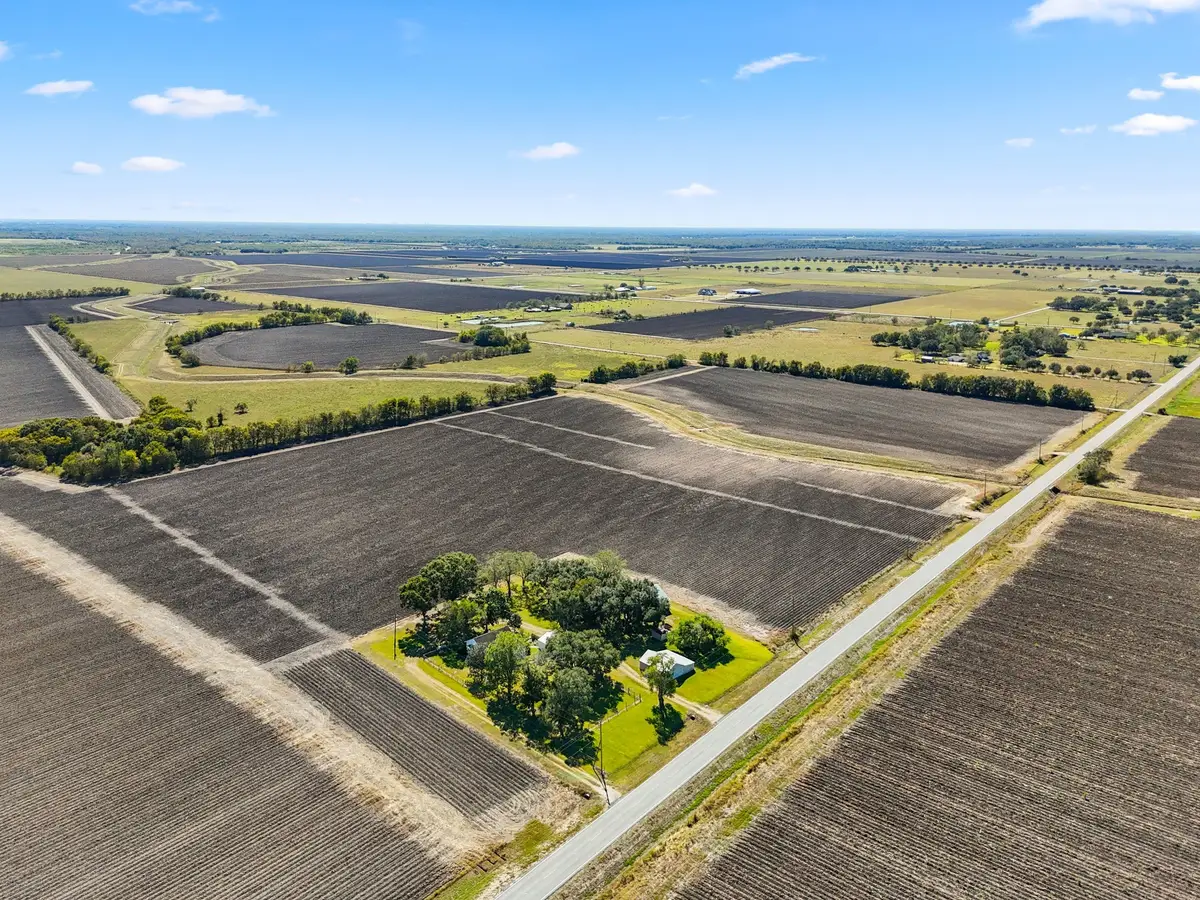 00 Vrlla Road, Guy, TX 77444 - Image #1