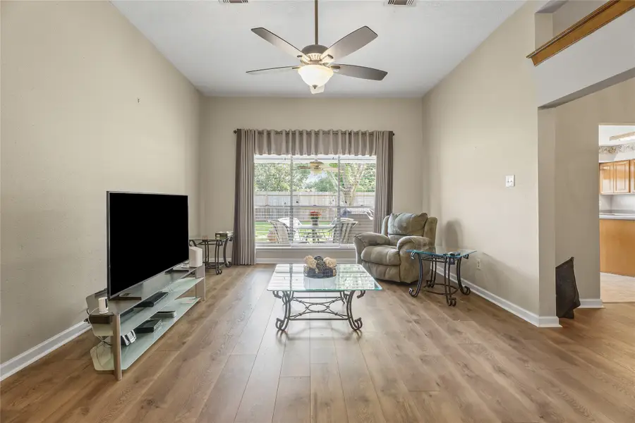 15807 Castorglen Drive, Houston, TX 77598 - #2