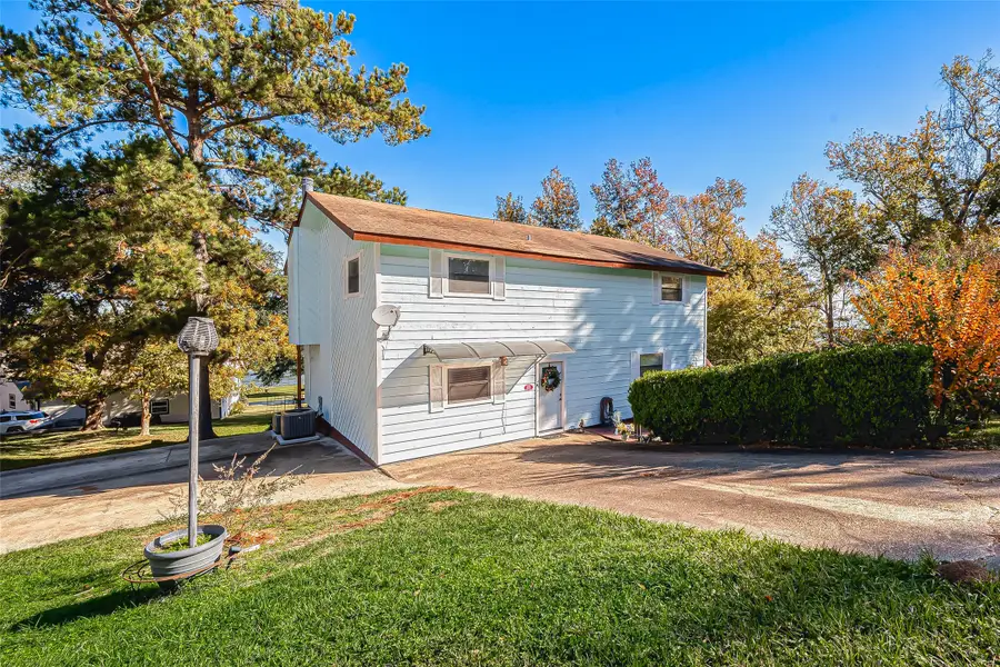 220 Hillcrest Drive, Coldspring, TX 77331 - Image #3