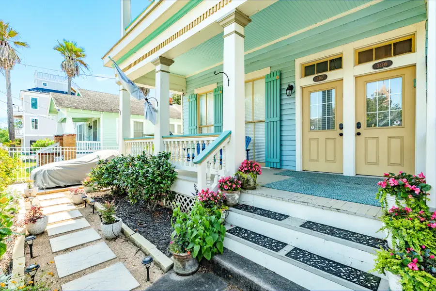 3407 Avenue L, Galveston, TX 77550 - #3