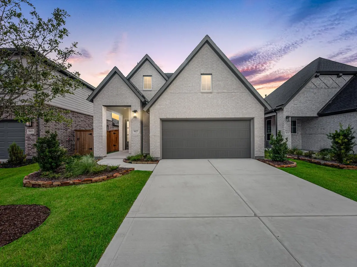 9627 Poinsettia Haven Lane, Richmond, TX 77407 - #1