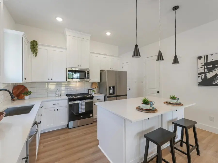 1913 Dewalt St, Houston, TX 77088 - #3