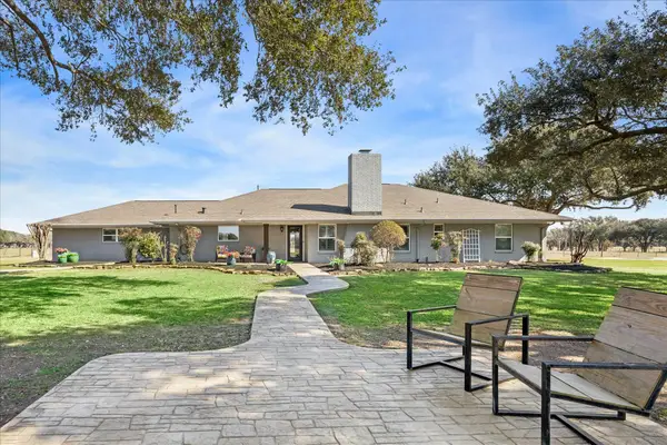 2489 Bartlett Road, Sealy, TX 77474