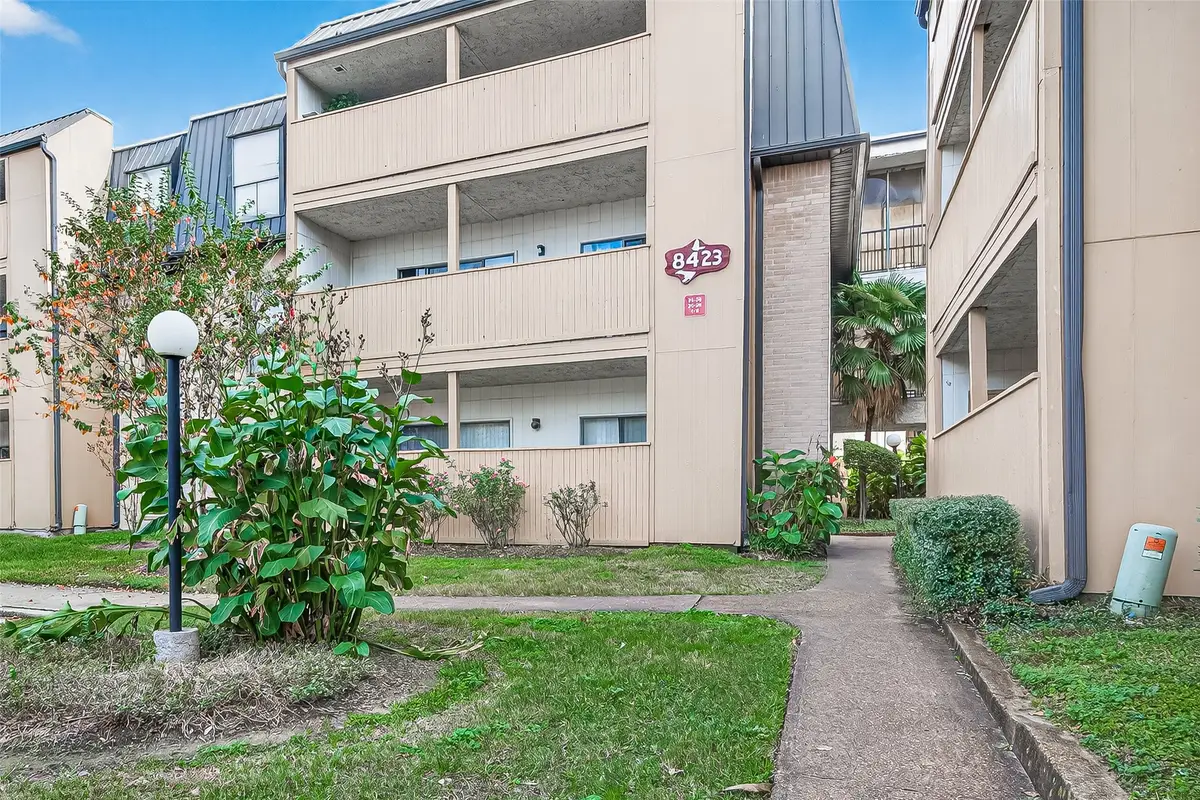 8421 Hearth Drive #3, Houston, TX 77054 - Image #1