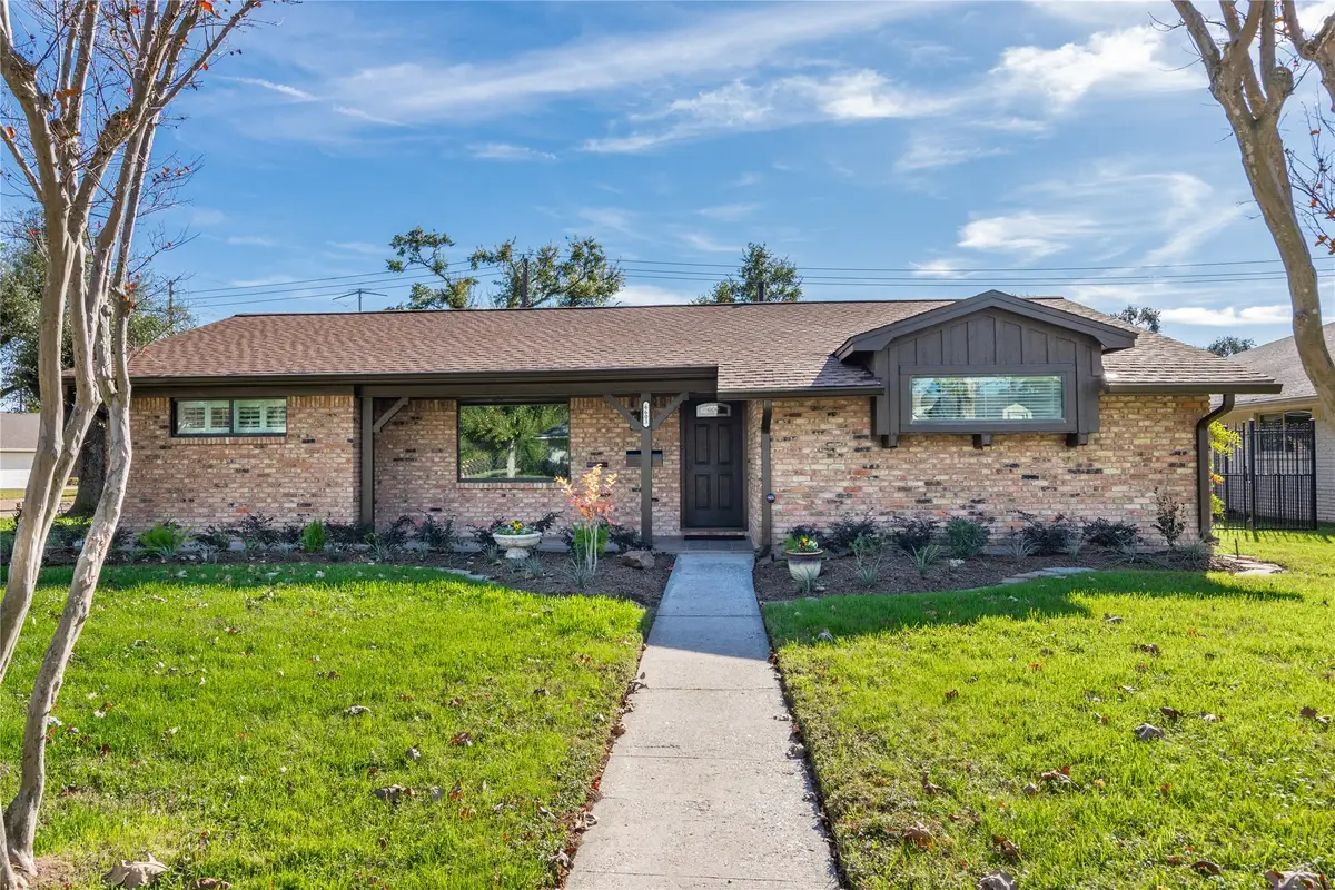 6603 Kury Lane, Houston, TX 77008 - Image #1