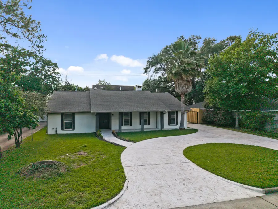 2402 Chimney Rock Road, Houston, TX 77056 - #2