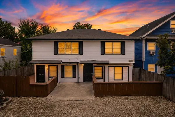 215 Caplin Street, Houston, TX 77022