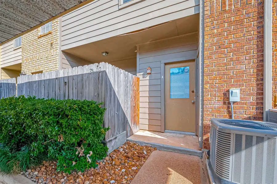 11201 Lynbrook Drive #3202, Houston, TX 77042 - #3