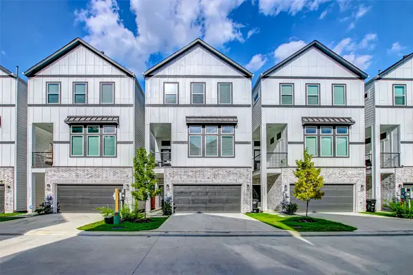 5330 Donovan Gardens Lane, Houston, TX 77091