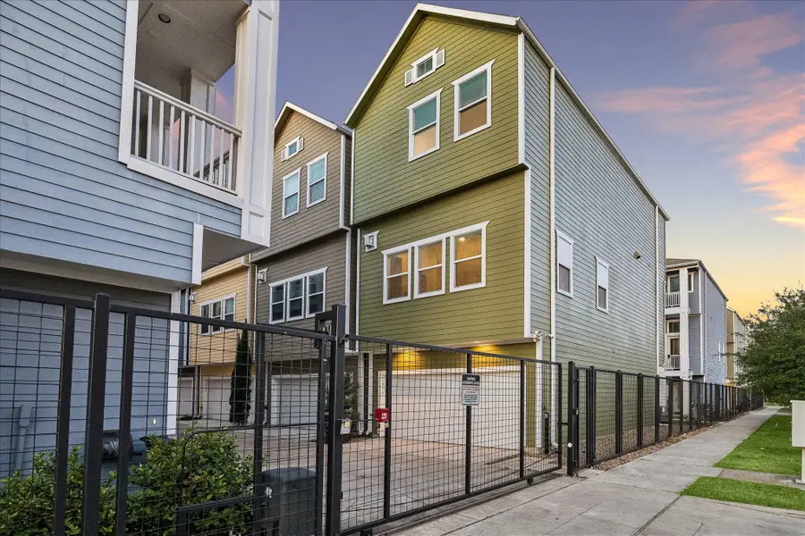 615 W 24th Street, Houston, TX 77008 - #2