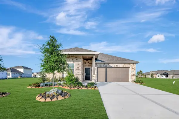 693 Daniels Lake Lane, Dayton, TX 77535