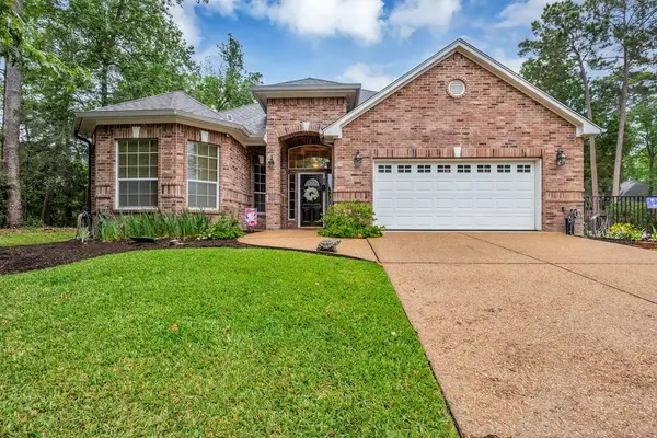 13414 Cherry Hill Drive, Montgomery, TX 77356